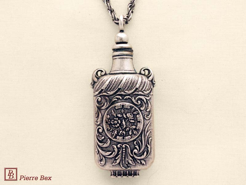 Pierre Bex Art-Nouveau necklace with smelling salt bottle 41243-05