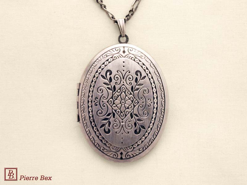 Pierre Bex Art-Nouveau large locket 41263-06