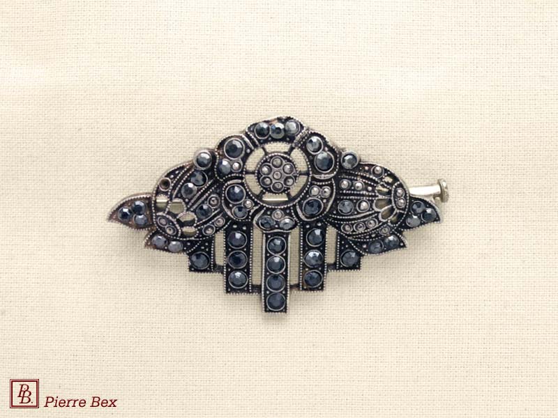 Pierre Bex Art-Deco brooch with rhinestones 45526-04A